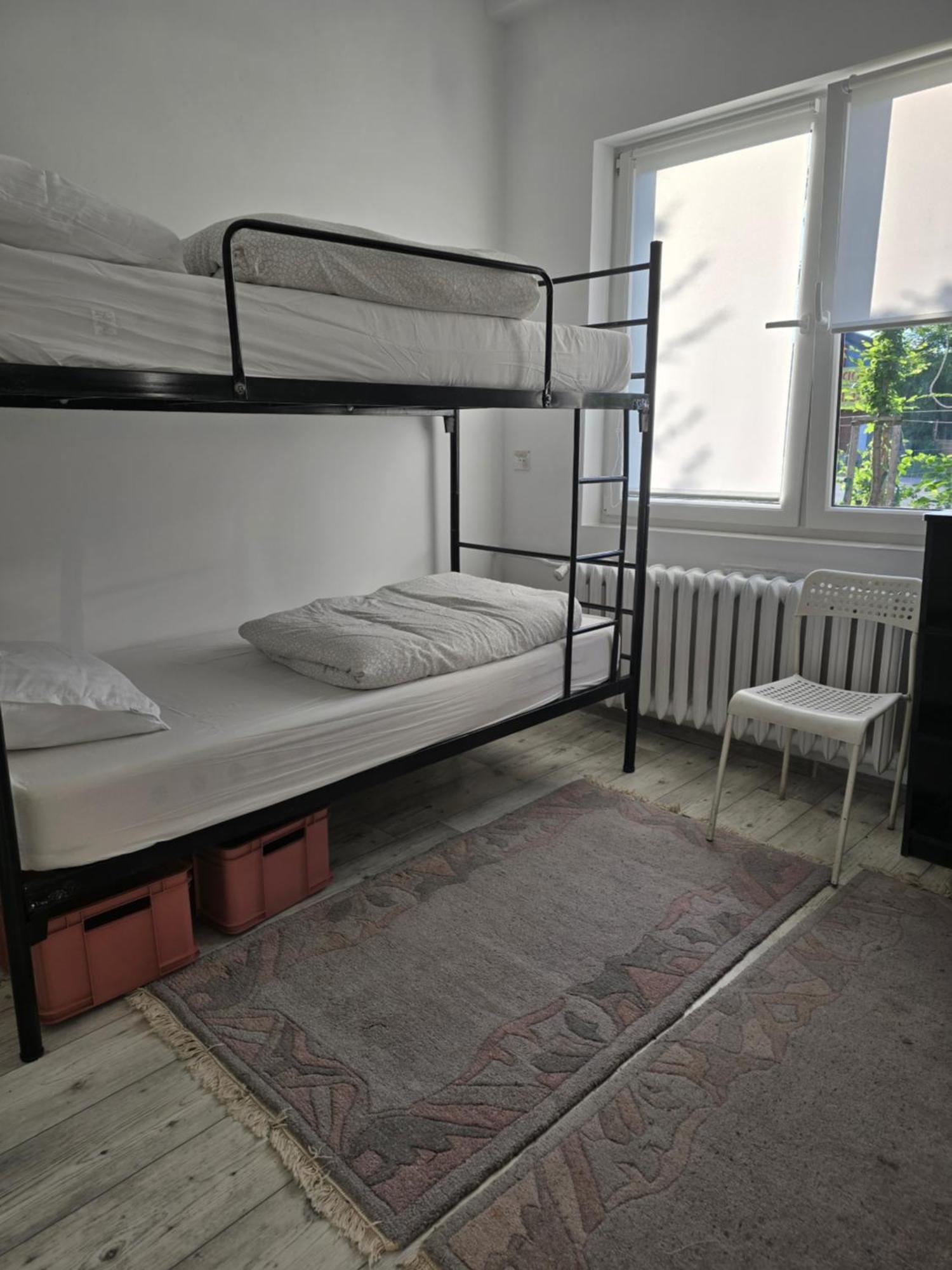 Hostel W Zielonce Zielonka  Buitenkant foto